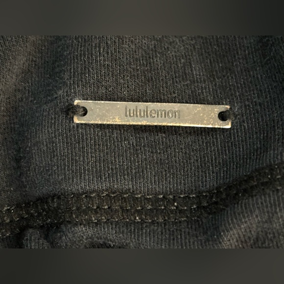 Lululemon button up long sweater/coat - Picture 4 of 5